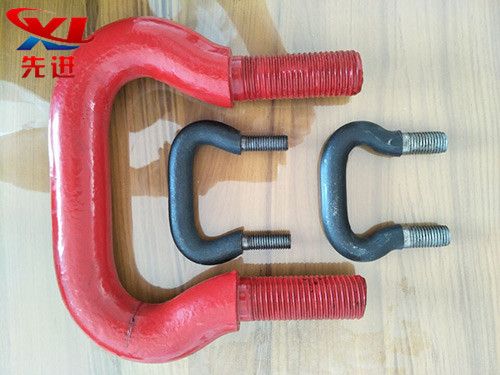 Bucket elevator chain hook